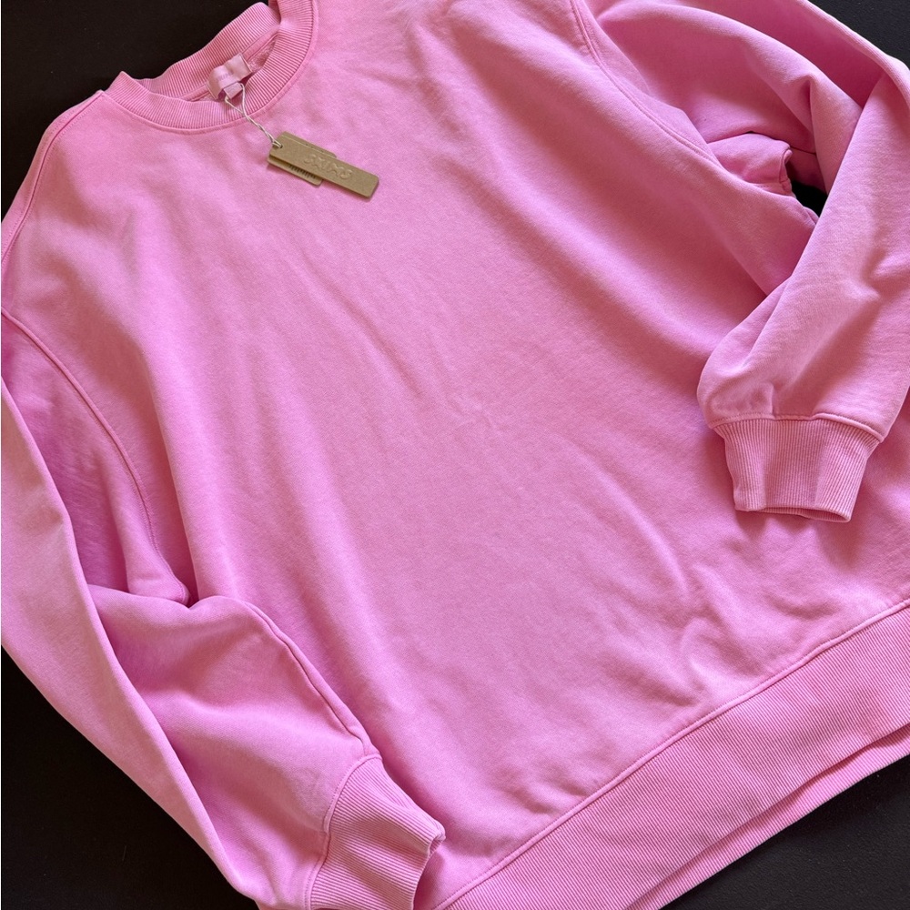 skims boyfriend fleece crew neck pull over bubble gum